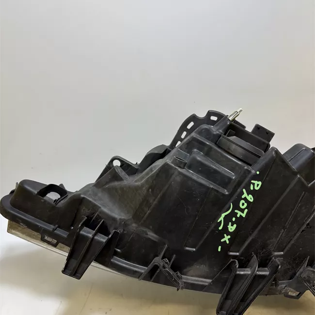 Proiettore destro Direzionale