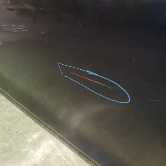 Porta anteriore destra