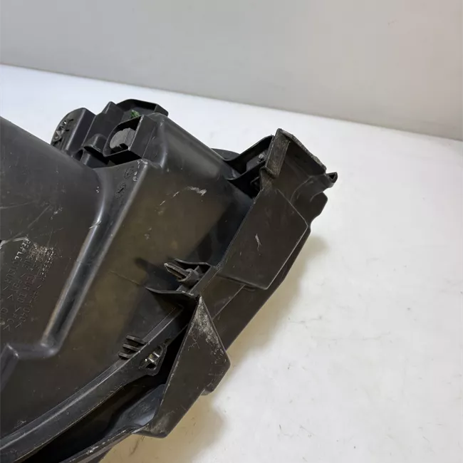 Proiettore sinistro Xeno 03-06<