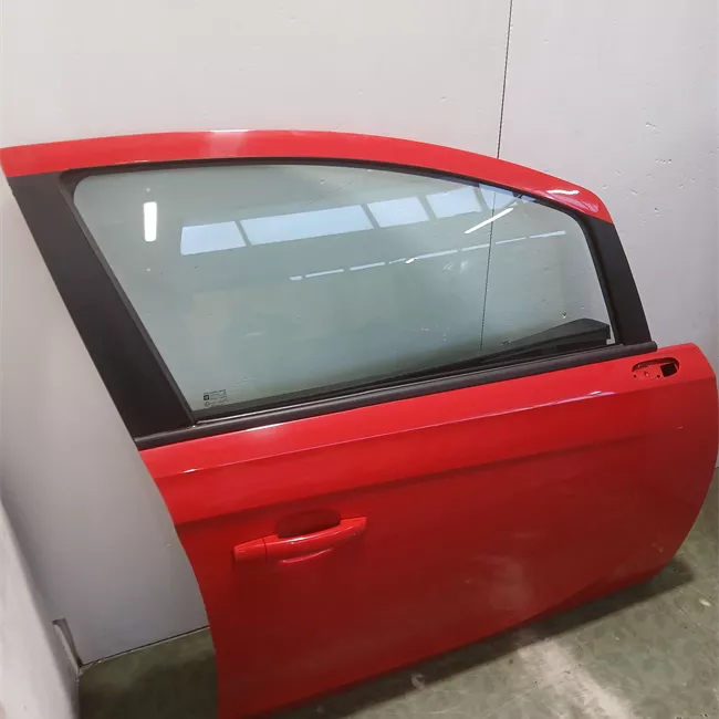 Porta anteriore destra