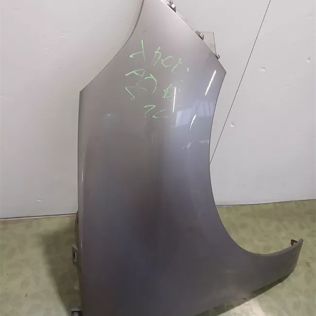 Parafango anteriore destro