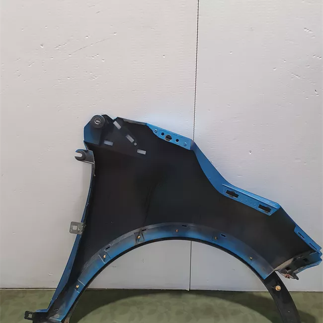 Parafango anteriore sinistro