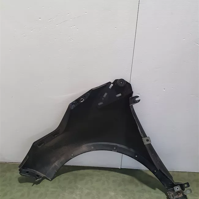 Parafango anteriore destro