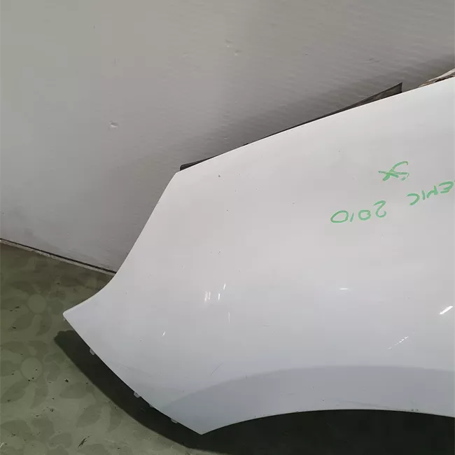 Parafango anteriore sinistro