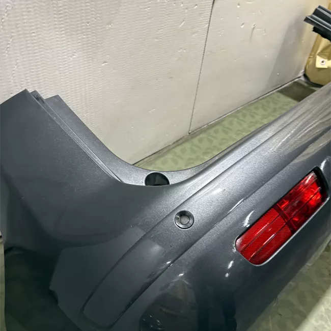 Paraurti posteriore con sensori parcheggio Primer