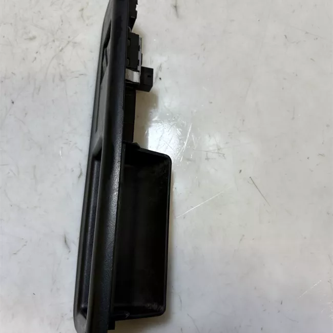 Interruttore alzacristalli porta anteriore sinistro nero