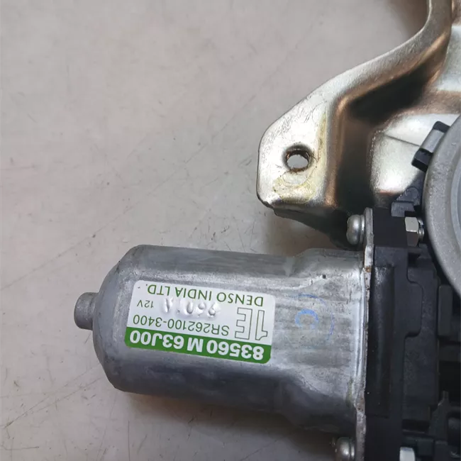 Alzacristallo porta anteriore destro