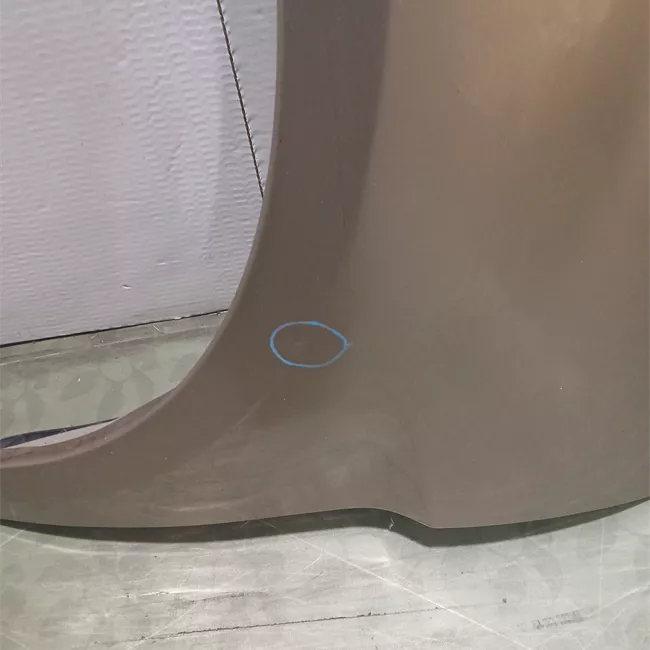 Parafango anteriore sinistro