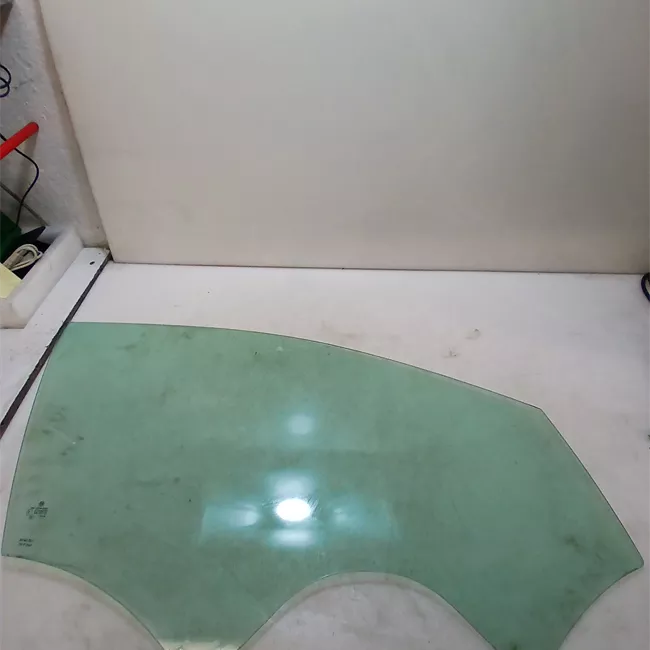 Scendente porta anteriore destro