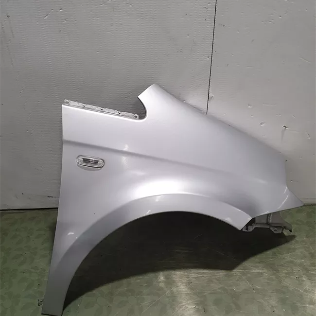 Parafango anteriore destro