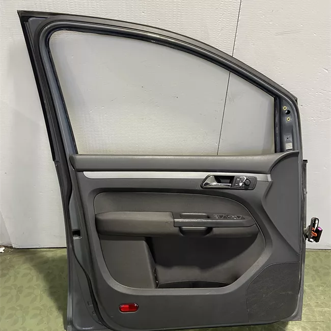 Porta anteriore sinistra