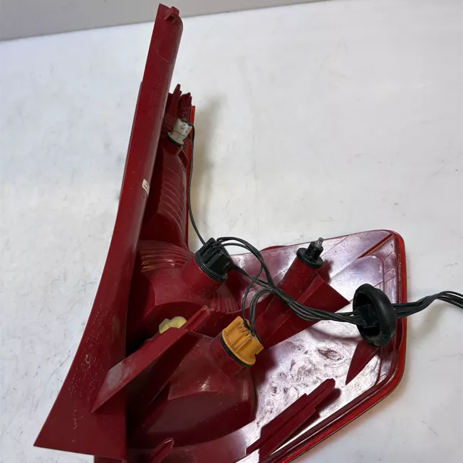 Fanale posteriore sinistro