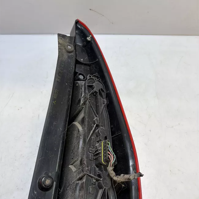 Fanale posteriore sinistro 01-02-06<