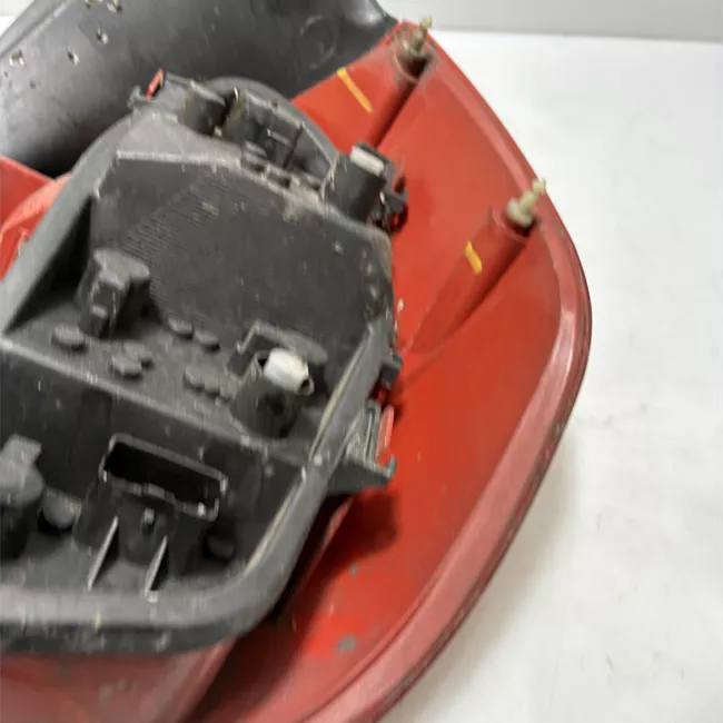 Fanale posteriore sinistro