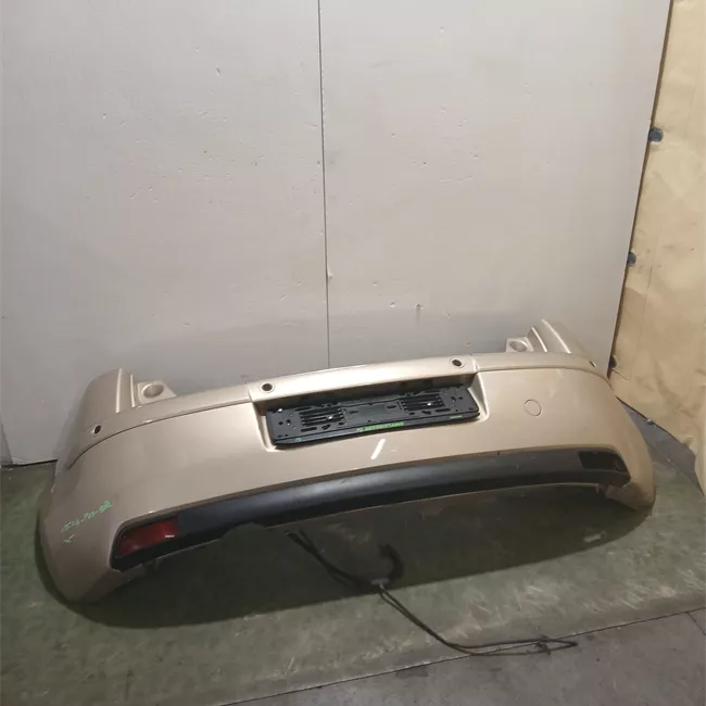 Paraurti posteriore Da verniciare con sensori parche