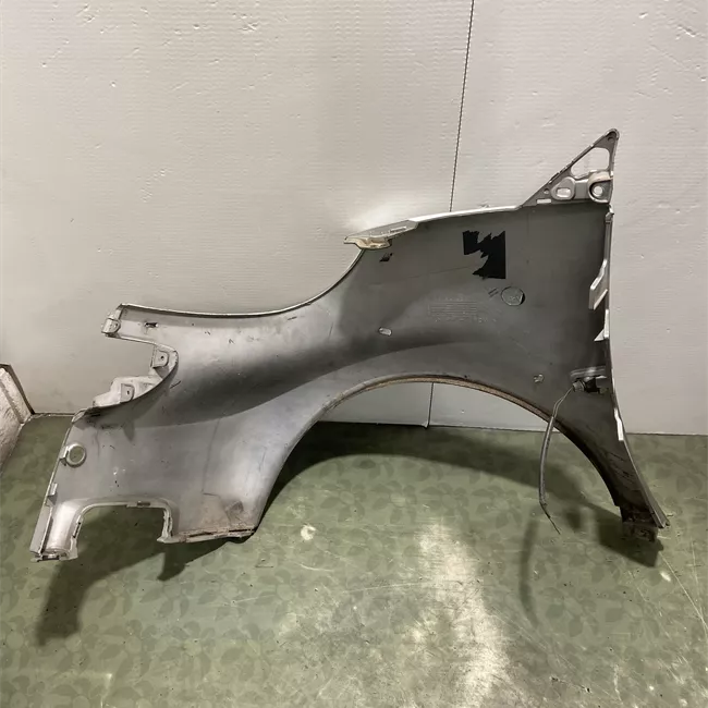 Parafango anteriore destro River silver