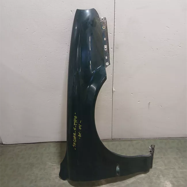 Parafango anteriore destro