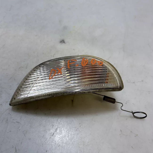 Fanalino anteriore destro