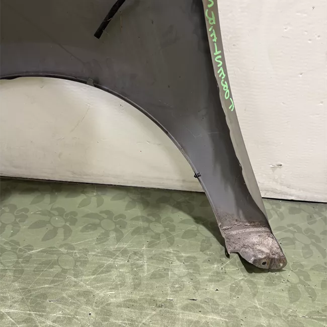 Parafango anteriore destro