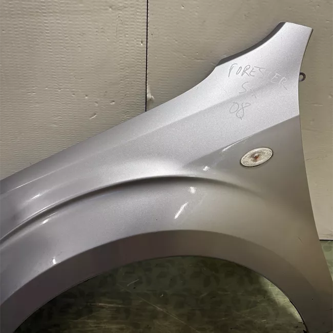 Parafango anteriore sinistro