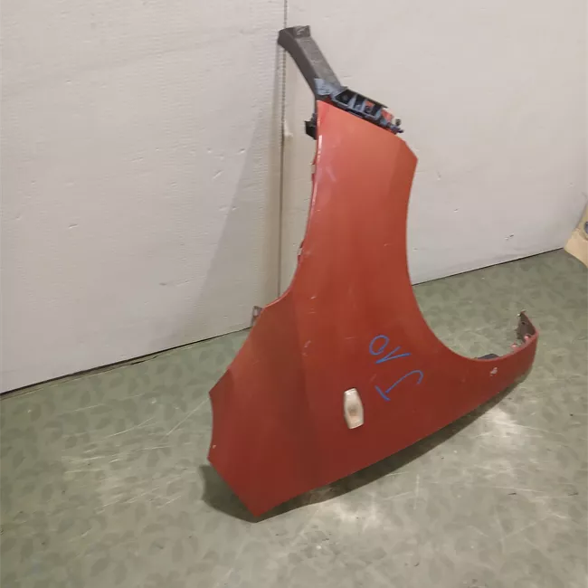 Parafango anteriore destro