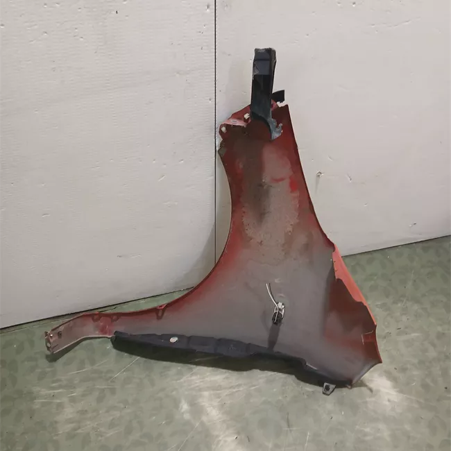 Parafango anteriore destro