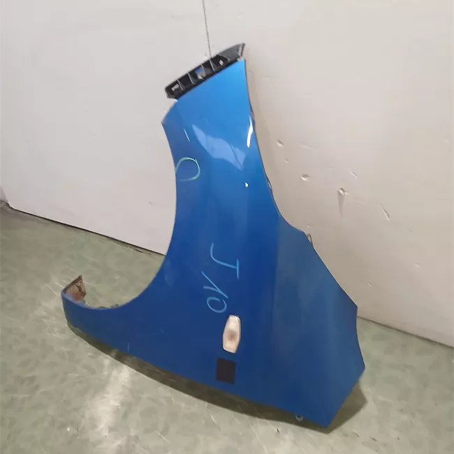 Parafango anteriore sinistro