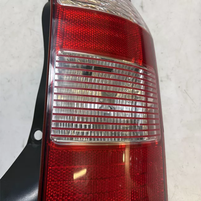 Fanale posteriore destro 11/04<