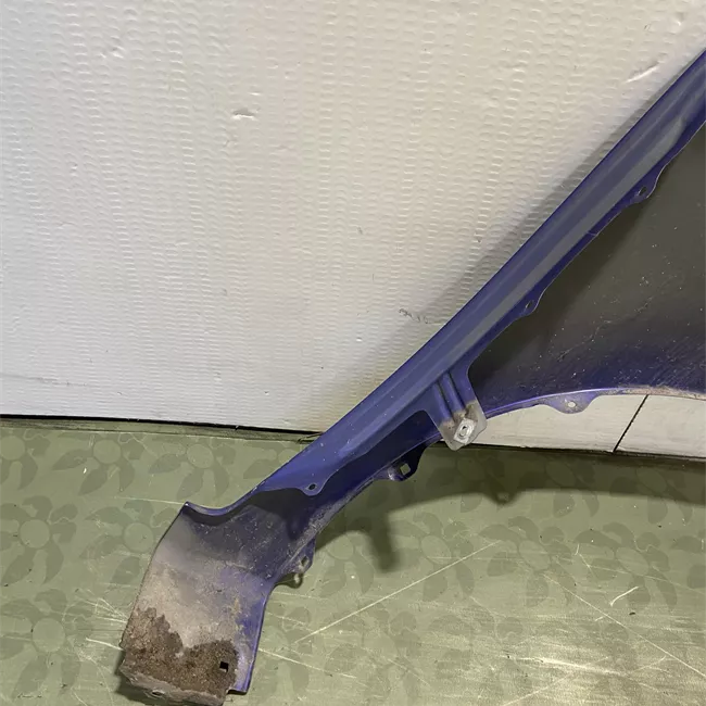 Parafango anteriore sinistro