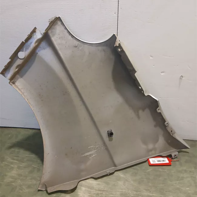 Parafango anteriore destro