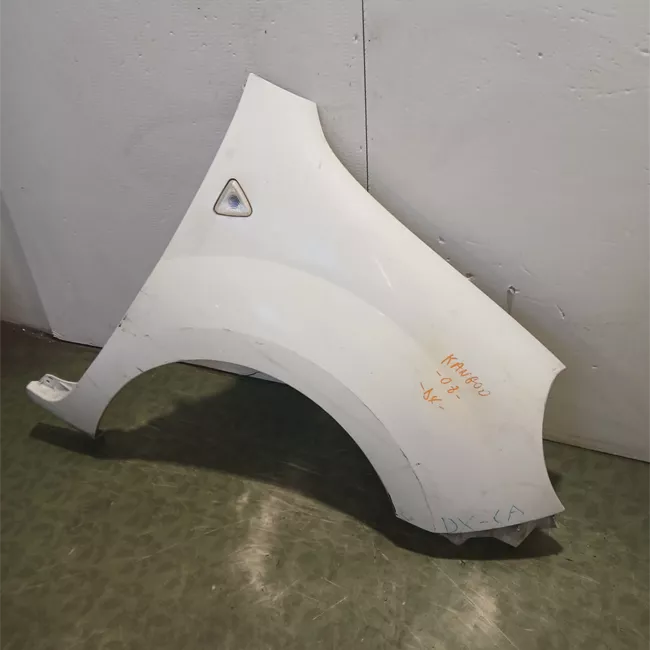 Parafango anteriore destro