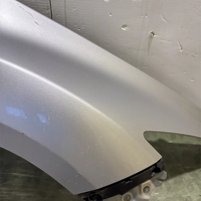 Parafango anteriore destro