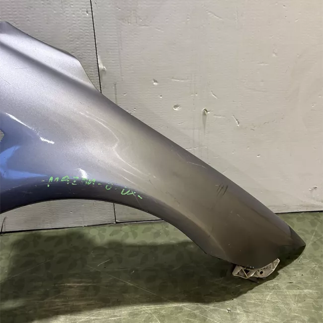 Parafango anteriore destro