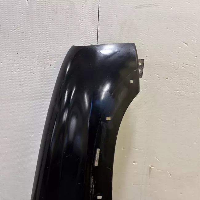 Parafango anteriore destro