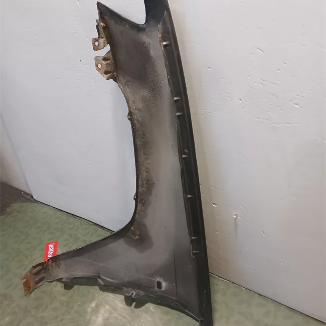 Parafango anteriore destro