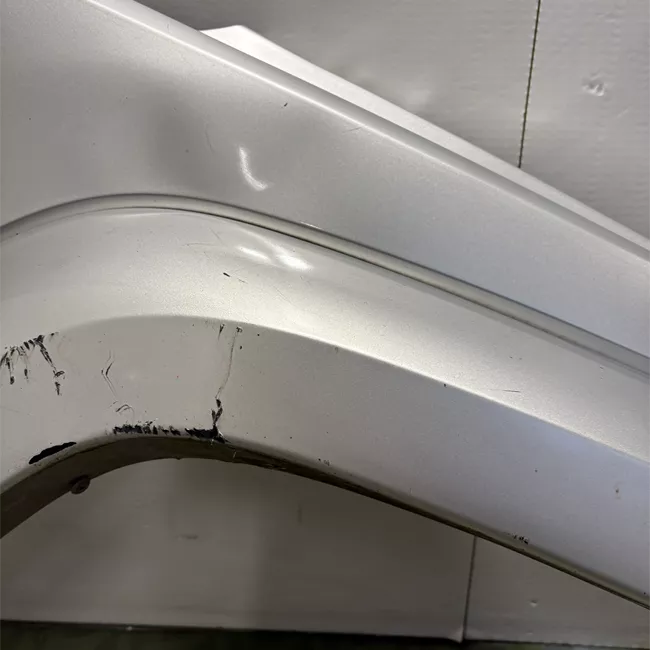 Parafango anteriore destro