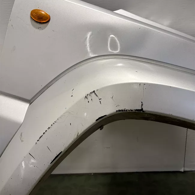 Parafango anteriore destro