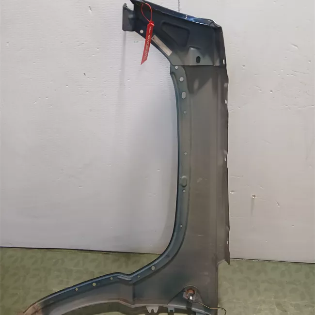 Parafango anteriore destro