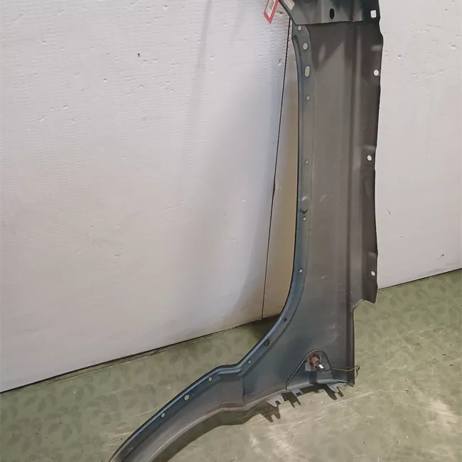 Parafango anteriore destro