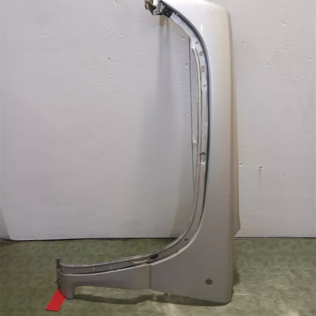 Parafango anteriore sinistro