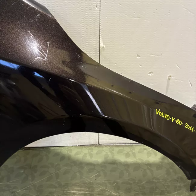 Parafango anteriore destro