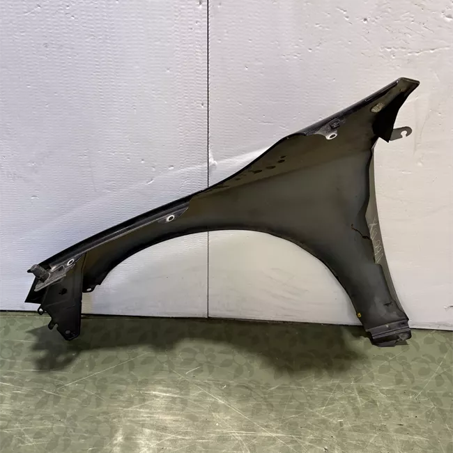 Parafango anteriore destro