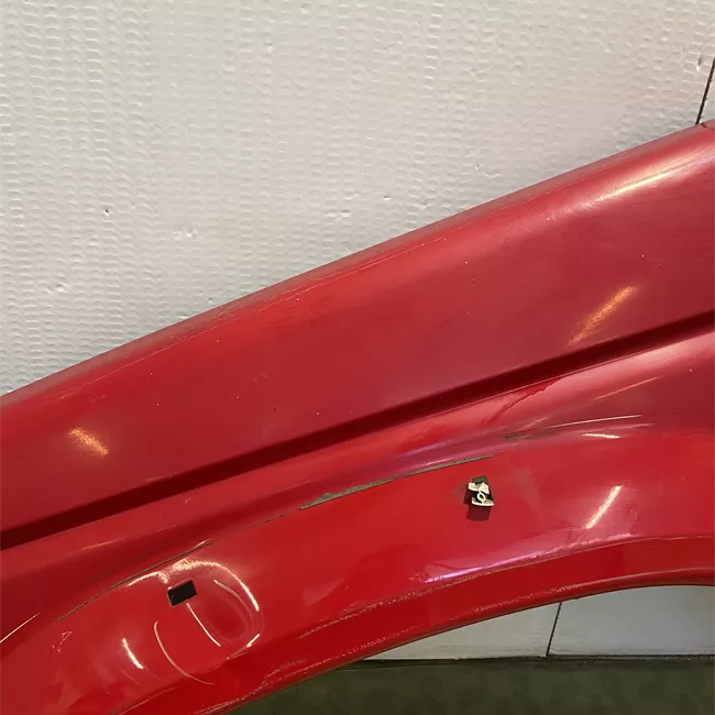 Parafango anteriore sinistro