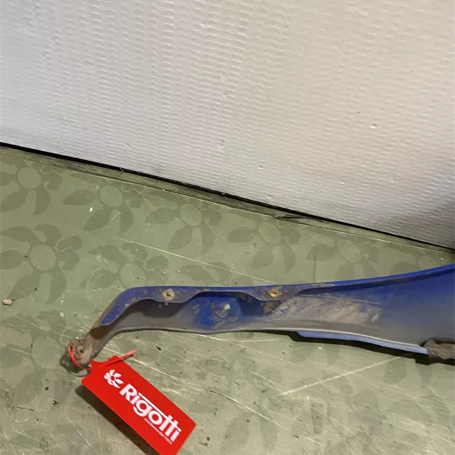 Parafango anteriore destro