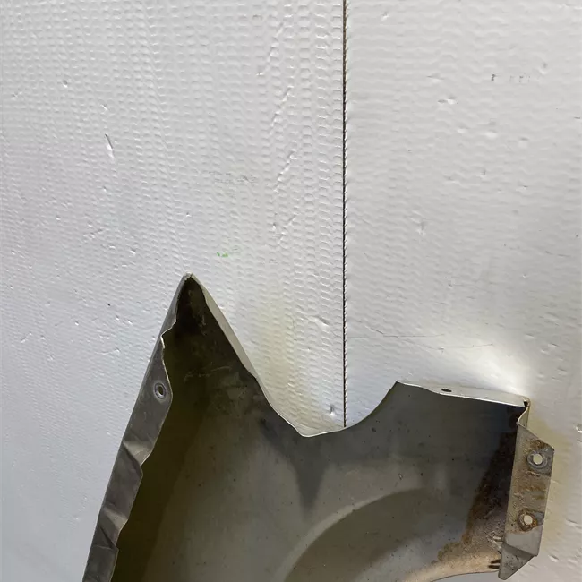 Parafango anteriore sinistro