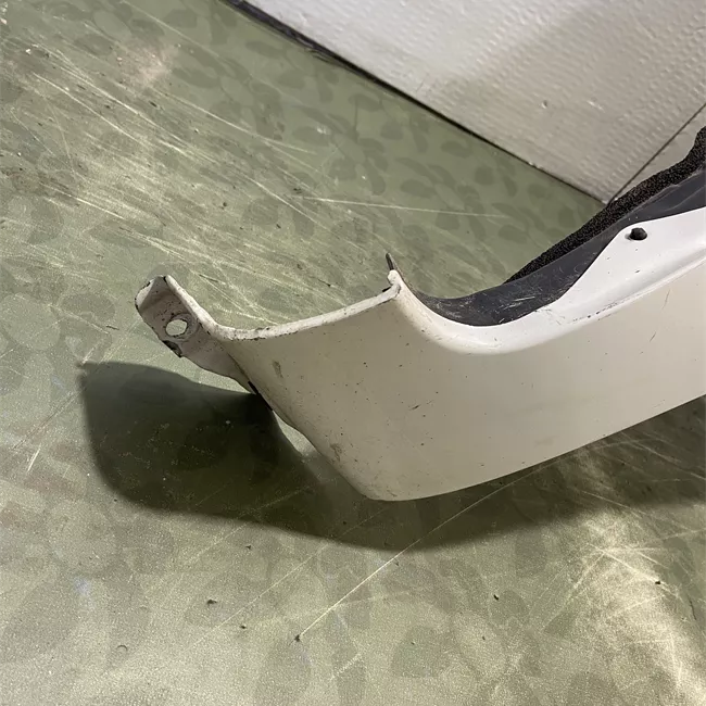 Parafango anteriore destro