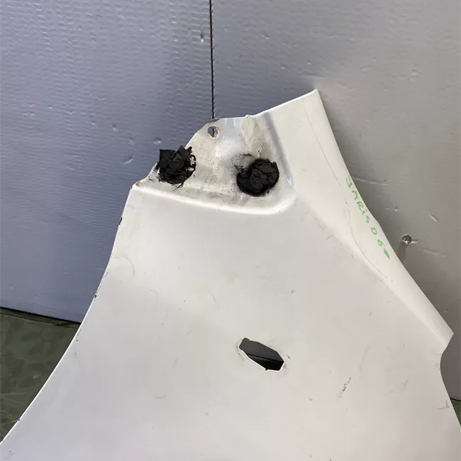 Parafango anteriore destro