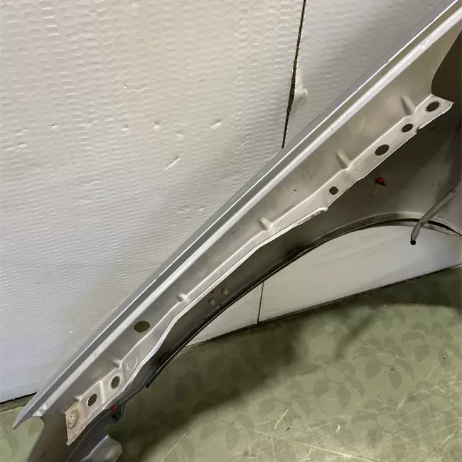 Parafango anteriore destro 07-03>05<