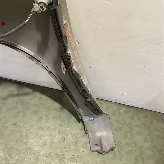 Parafango anteriore destro 07-03>05<