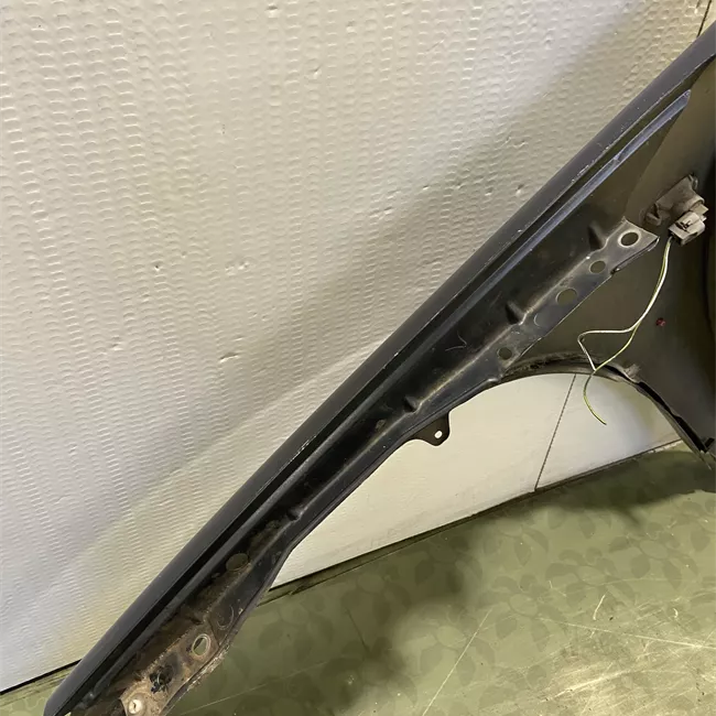 Parafango anteriore destro 07-03>05<